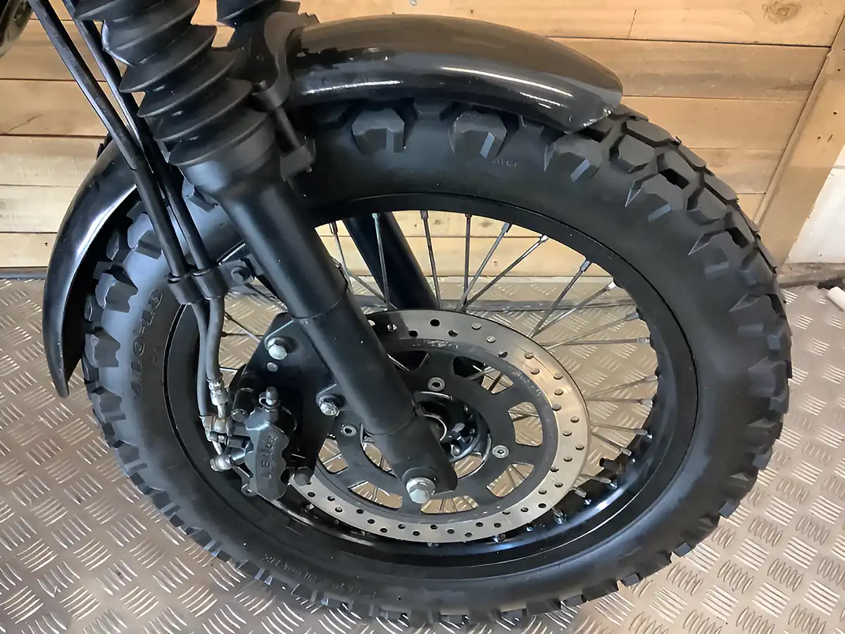 Used 2023 Herald Motor Co Scrambler Grey - Interior and Exterior details 15