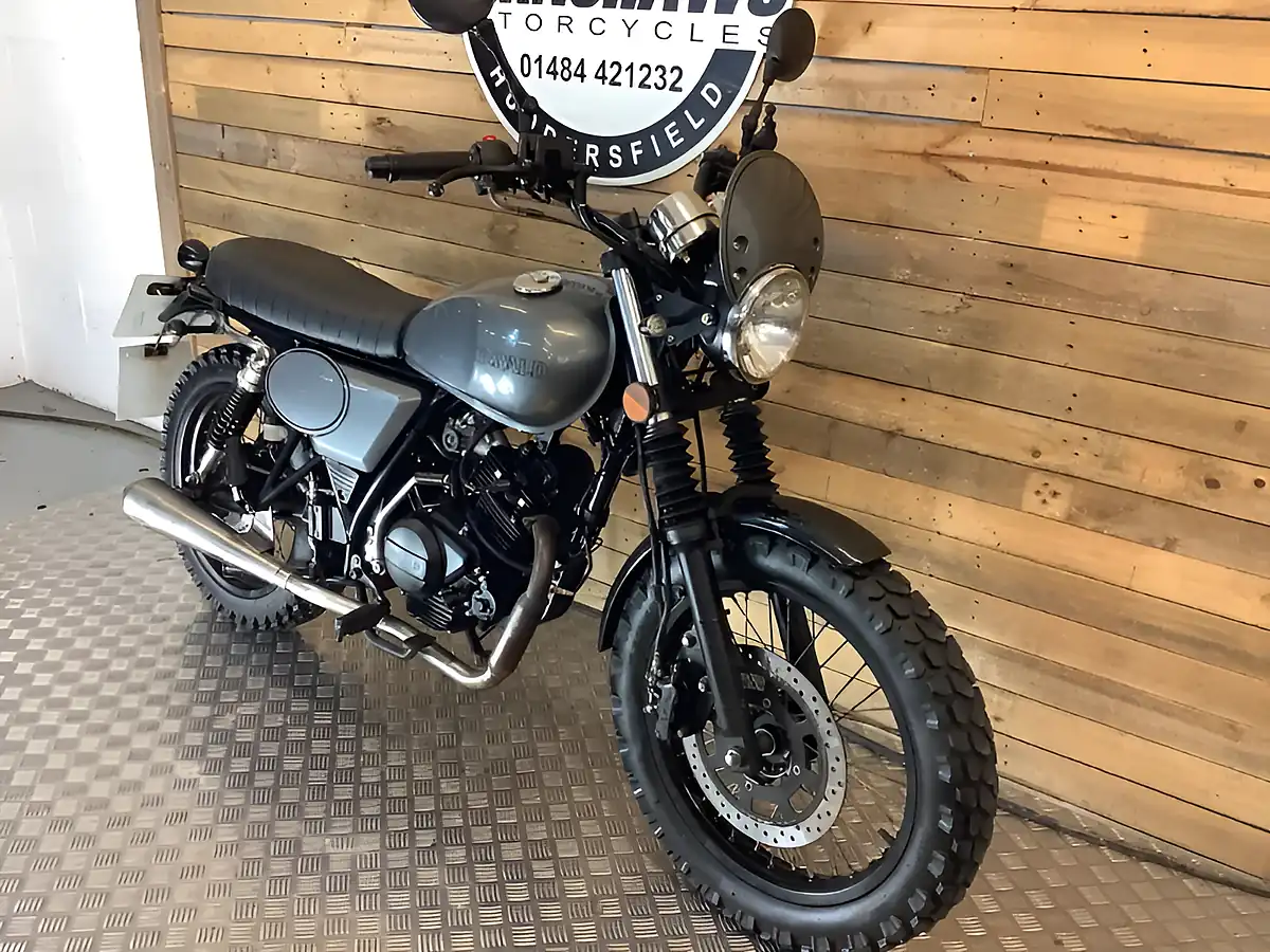 Used 2023 Herald Motor Co Scrambler Grey - Interior and Exterior details 3