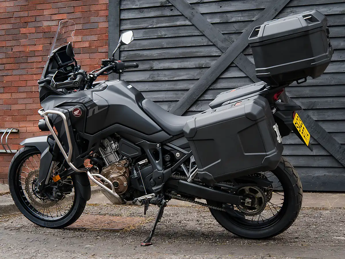 Used 2023 Honda Africa Twin Adventure Stealth Black Metallic - Interior and Exterior details 16