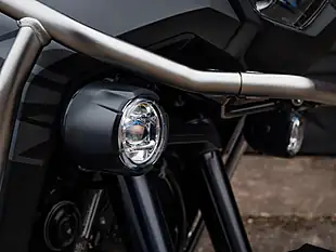 Used 2023 Honda Africa Twin Adventure Stealth Black Metallic - Interior and Exterior details 5