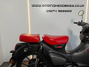 Used 2023 Honda C125 Cub Supercub Grey - Interior and Exterior details 11
