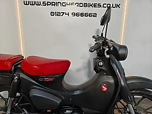Used 2023 Honda C125 Cub Supercub Grey - Interior and Exterior details 15