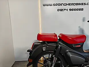 Used 2023 Honda C125 Cub Supercub Grey - Interior and Exterior details 6