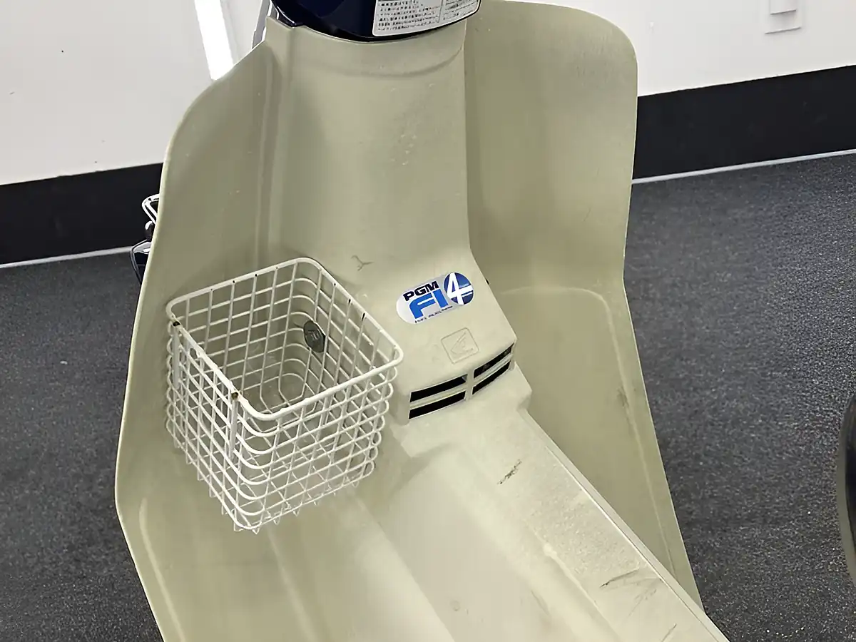 Used 2023 Honda C50 Super Cub Blue - Interior and Exterior details 7