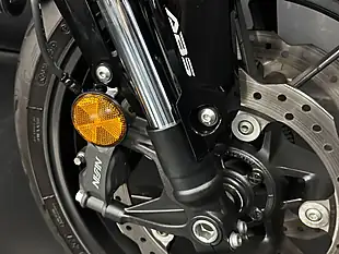 Used 2023 Honda CB500F 500 Yellow - Interior and Exterior details 11