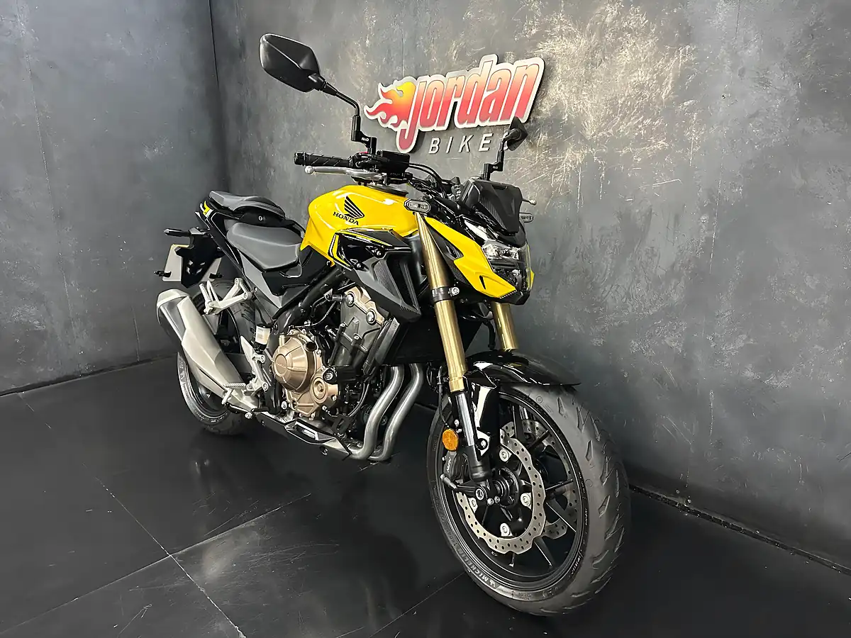 Used 2023 Honda CB500F 500 Yellow - Interior and Exterior details 4
