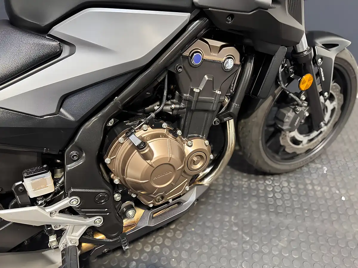 Used 2023 Honda CB500F - Interior and Exterior details 10