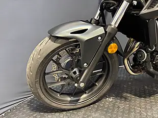 Used 2023 Honda CB500F - Interior and Exterior details 16