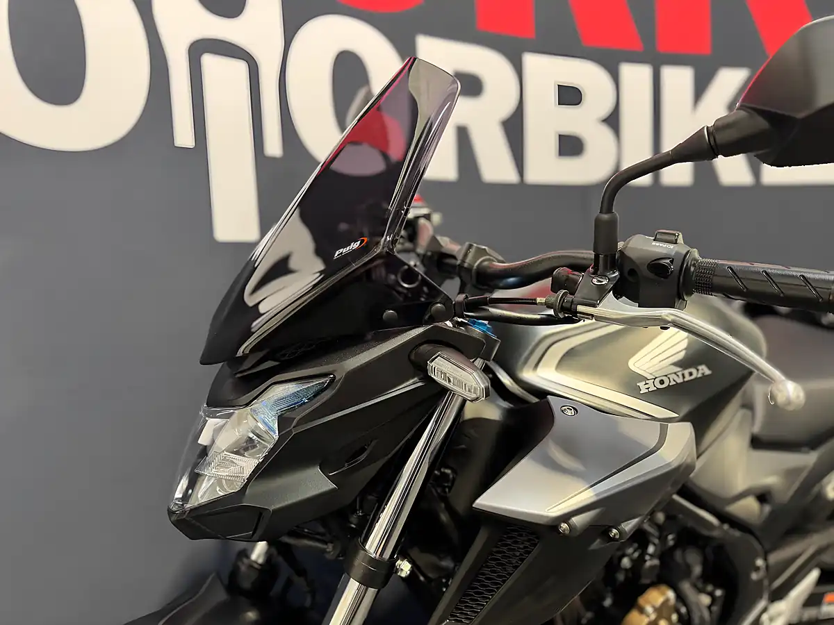 Used 2023 Honda CB500F - Interior and Exterior details 17
