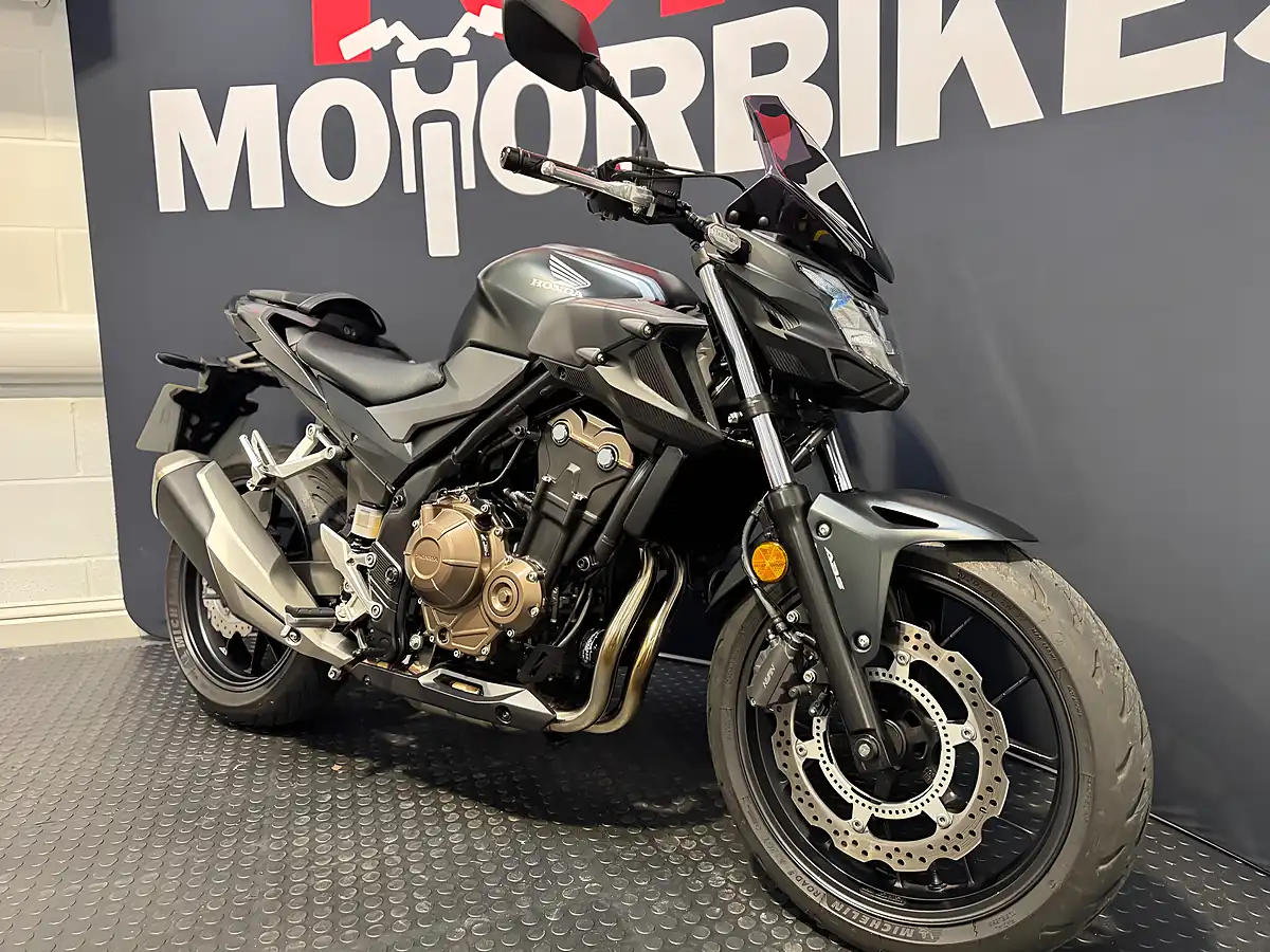 Used 2023 Honda CB500F - Interior and Exterior details 6