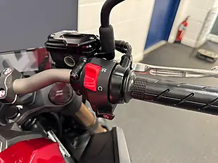 Used 2023 Honda CB650R - Interior and Exterior details 12