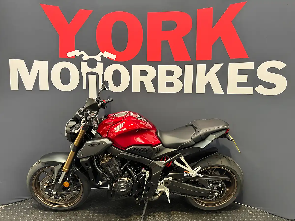 Used 2023 Honda CB650R - Interior and Exterior details 2