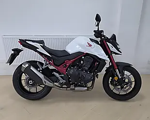 Used 2023 Honda CB750 Hornet White - Interior and Exterior details 4