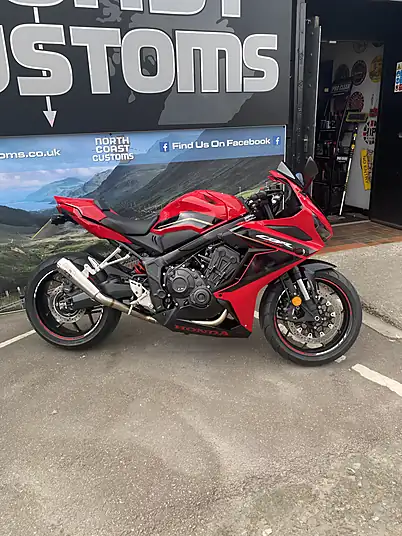 2023 Honda CBR650 Supersport