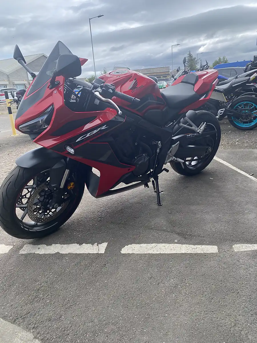 Used 2023 Honda CBR650 Supersport - Interior and Exterior details 10