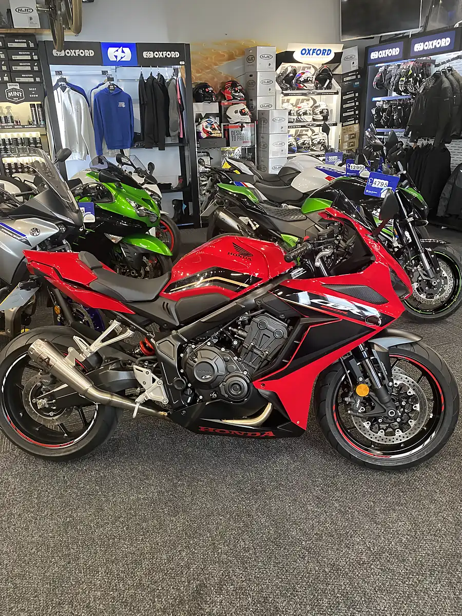 Used 2023 Honda CBR650 Supersport - Interior and Exterior details 3