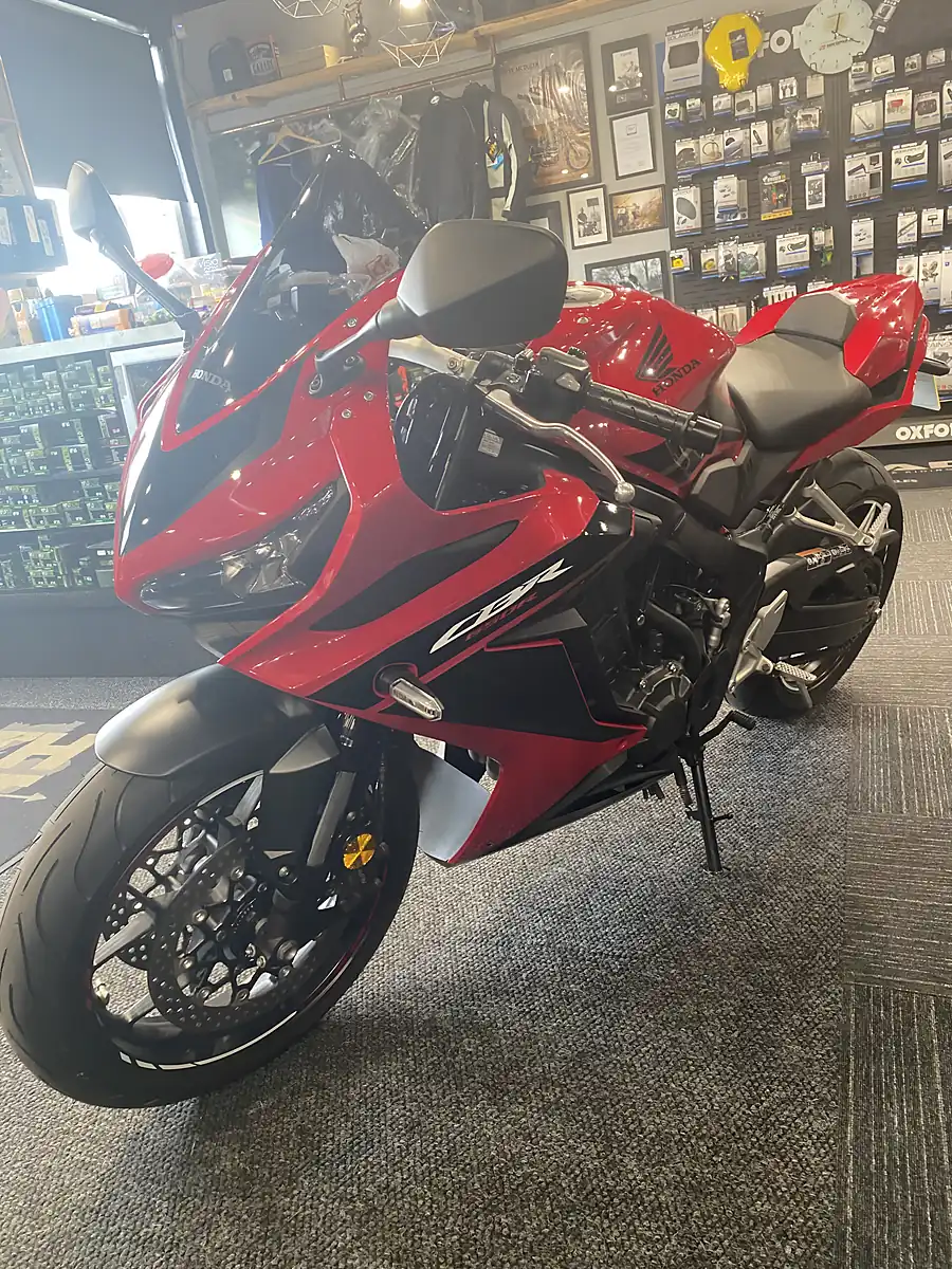 Used 2023 Honda CBR650 Supersport - Interior and Exterior details 4