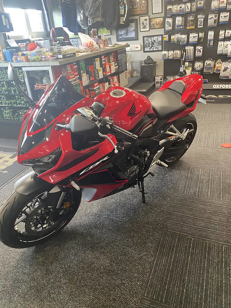 Used 2023 Honda CBR650 Supersport - Interior and Exterior details 5