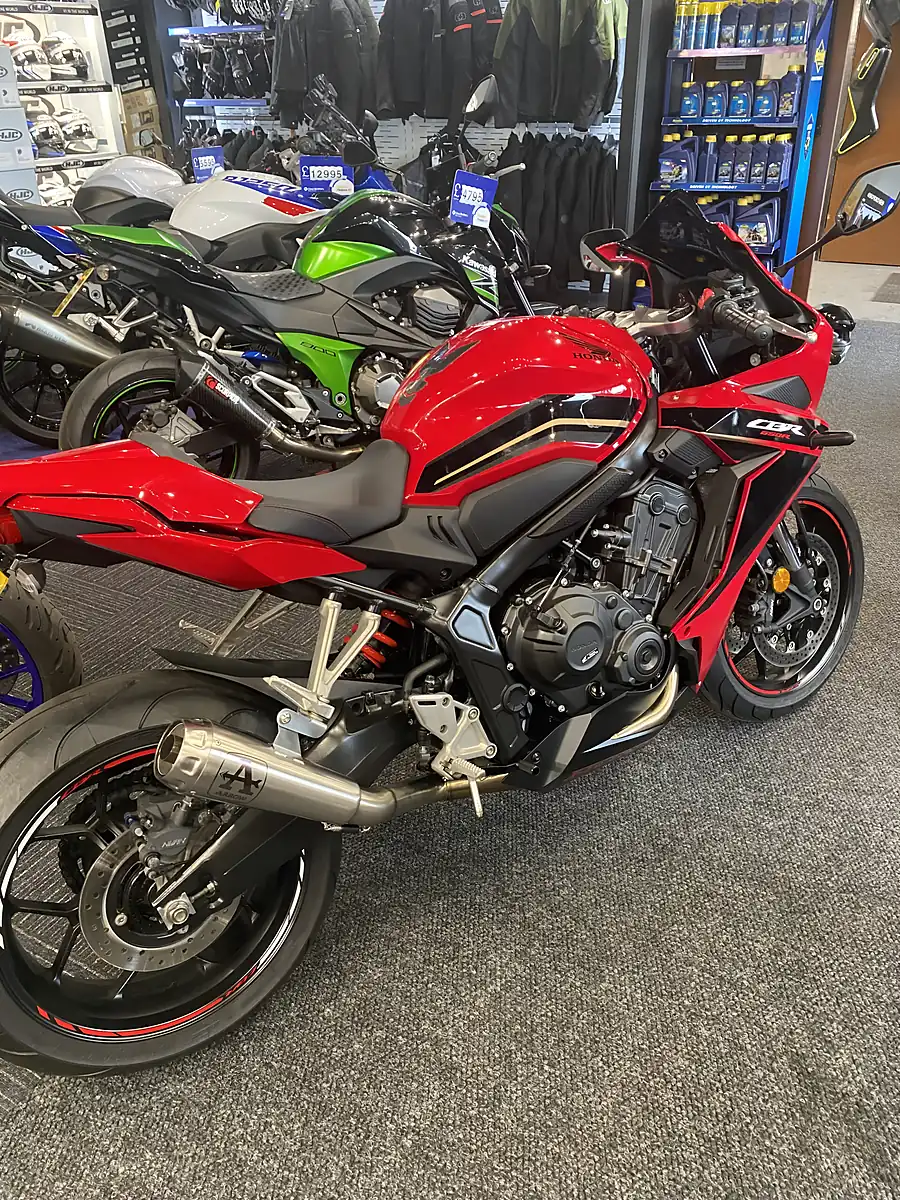 Used 2023 Honda CBR650 Supersport - Interior and Exterior details 6