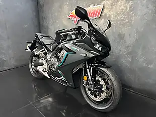 Used 2023 Honda CBR650R 650 R Black - Interior and Exterior details 4