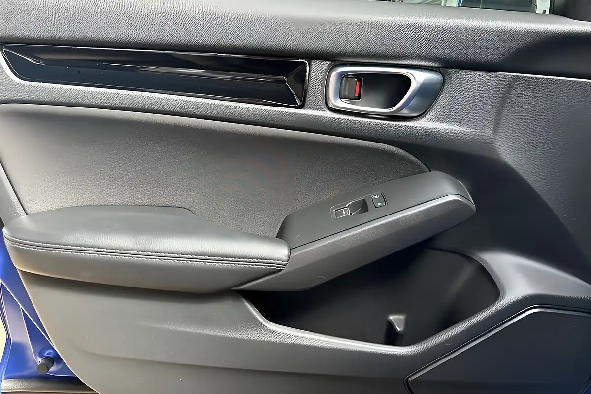 Used 2023 Honda Civic Sport Blue - Interior and Exterior details 13