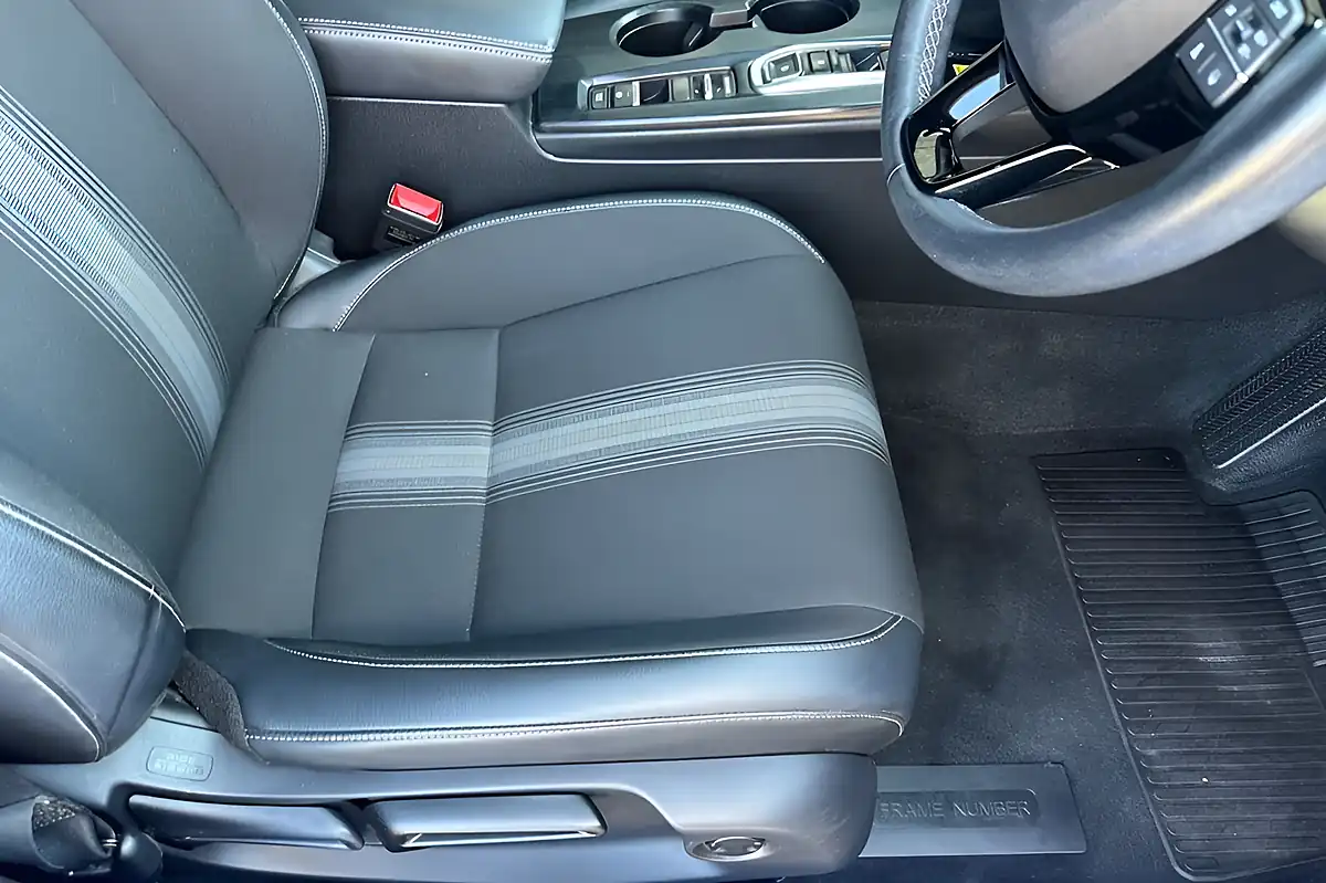 Used 2023 Honda Civic Sport Blue - Interior and Exterior details 17