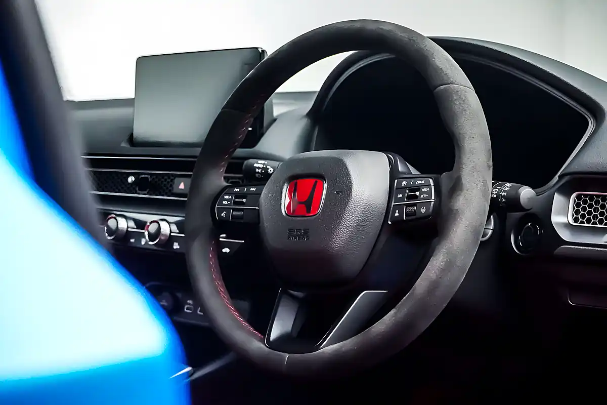Used 2023 Honda Civic Type R Racing Blue Pearl - Interior and Exterior details 18
