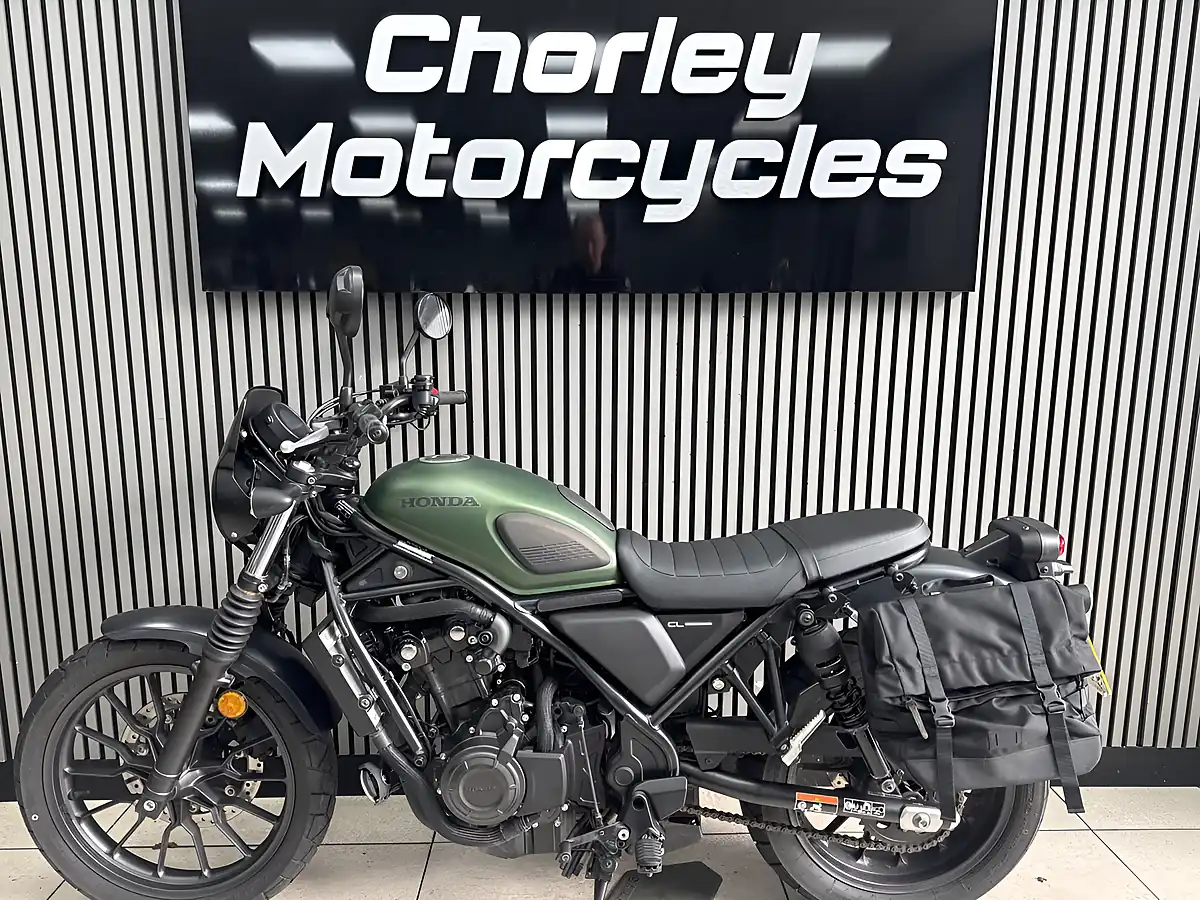 Used 2023 Honda Cl 500 a-P Green - Interior and Exterior details 13