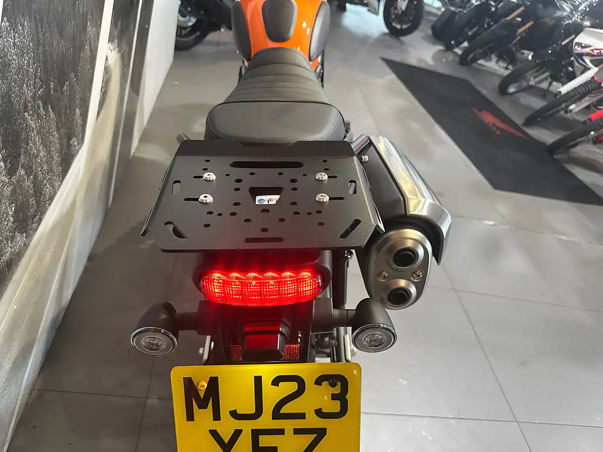 Used 2023 Honda CL500 Orange Metallic - Interior and Exterior details 17