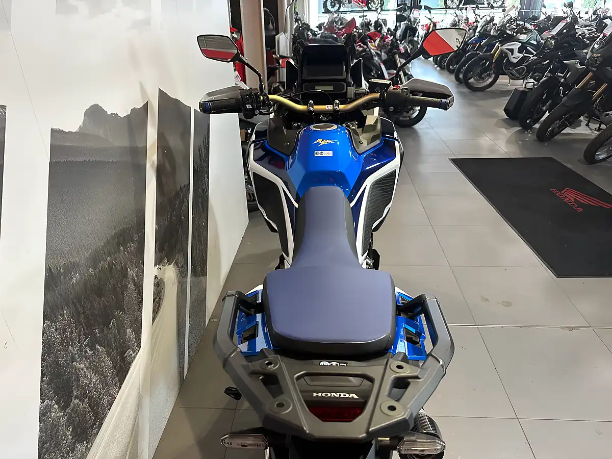 Used 2023 Honda CRF1100L Africa Twin Adventure Sports White - Interior and Exterior details 13