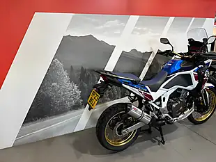 Used 2023 Honda CRF1100L Africa Twin Adventure Sports White - Interior and Exterior details 4