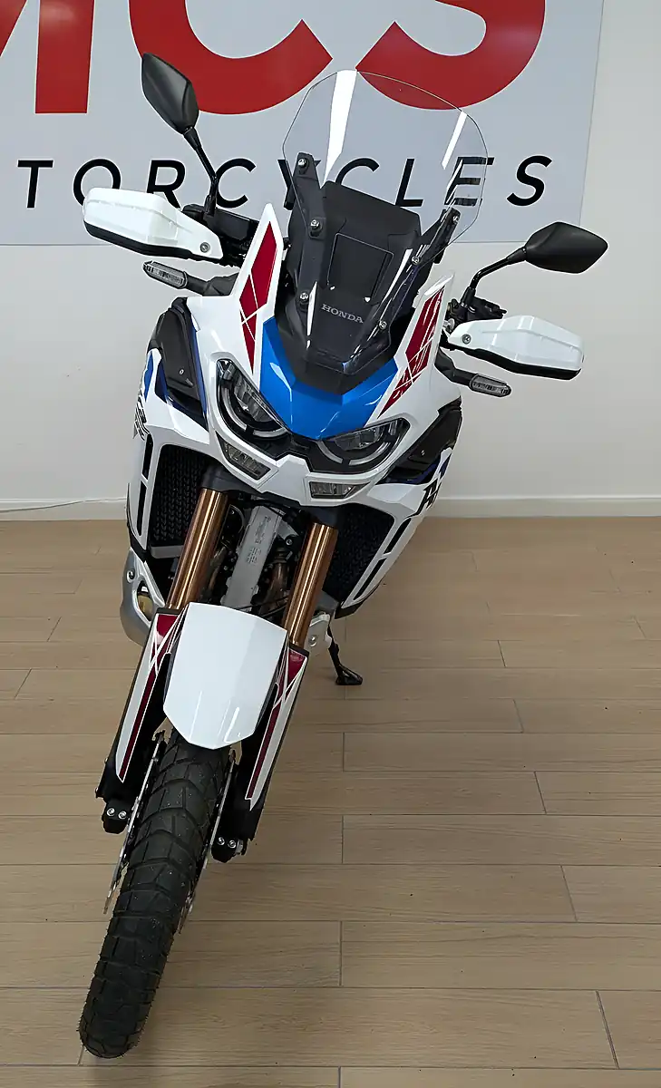 Used 2023 Honda CRF1100L Africa Twin Adventure Sports White - Interior and Exterior details 18