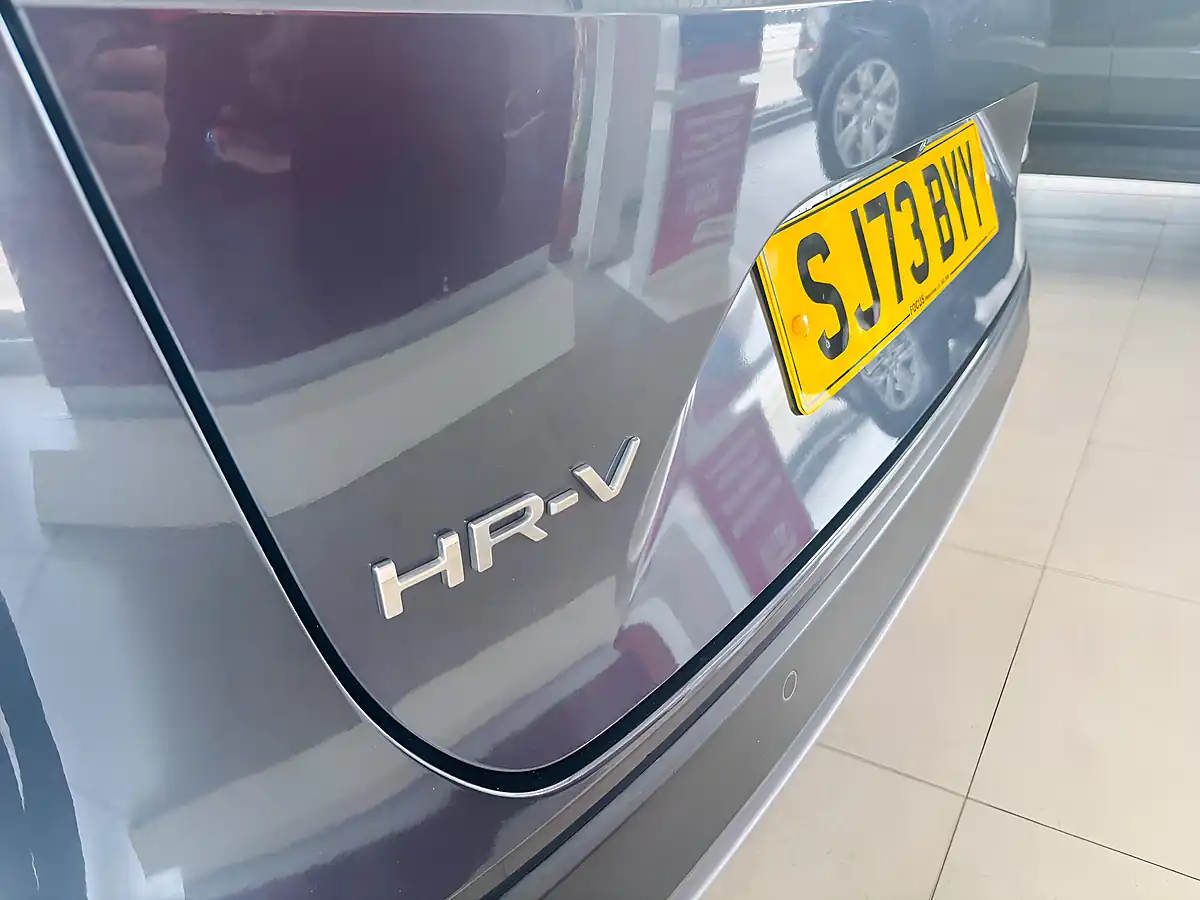 Used 2023 Honda Hr-V Elegance Grey - Interior and Exterior details 17