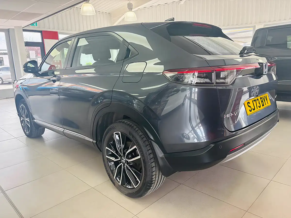 Used 2023 Honda Hr-V Elegance Grey - Interior and Exterior details 5