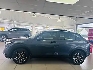 Used 2023 Honda Hr-V Elegance Grey - Interior and Exterior details 6