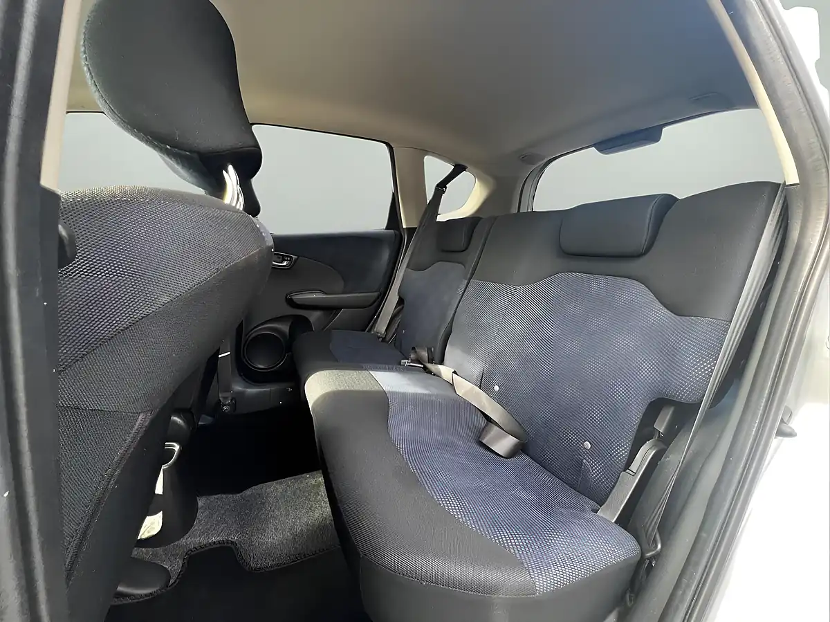 Used 2023 Honda Jazz Es Other - Interior and Exterior details 19