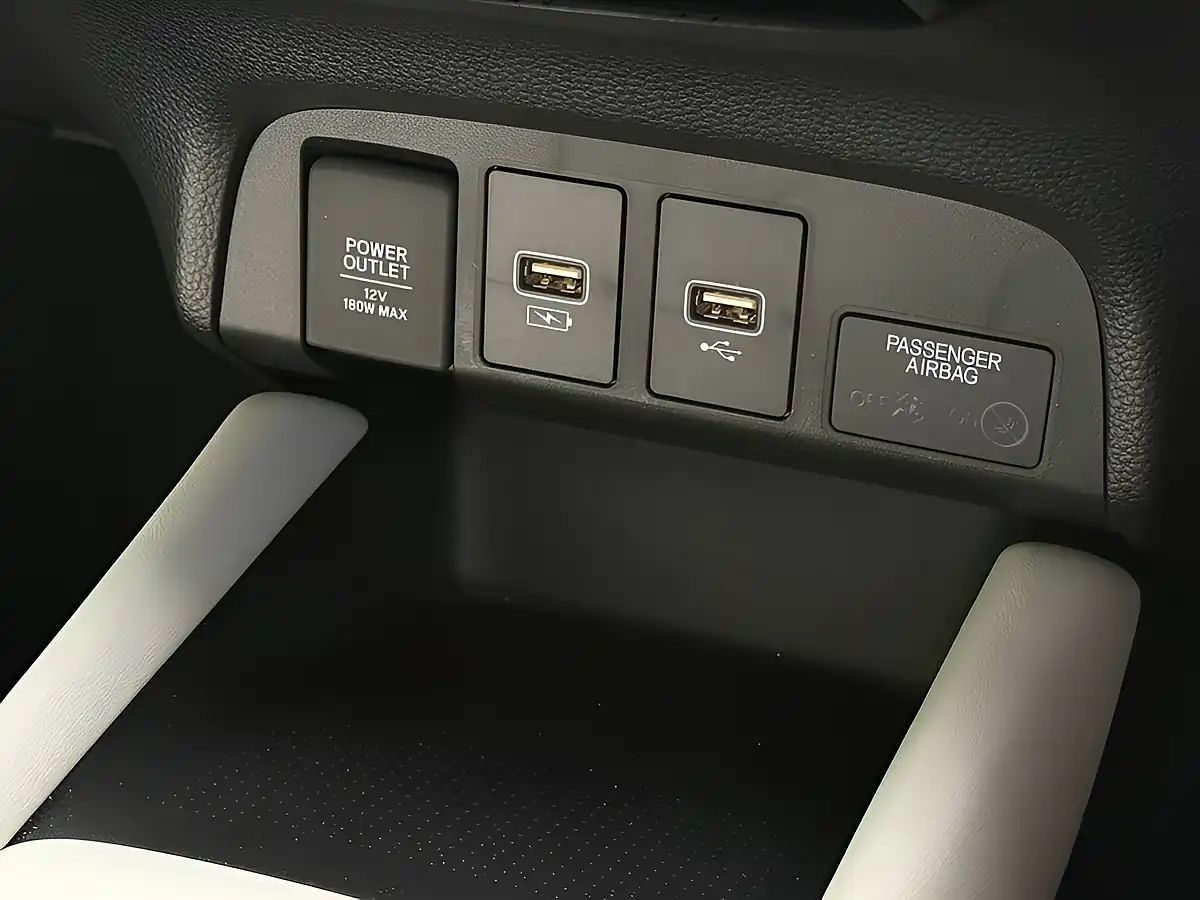 Used 2023 Honda Jazz Ex Black - Interior and Exterior details 13