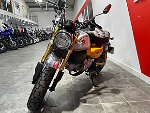 Used 2023 Honda Monkey 125 Yellow - Interior and Exterior details 4