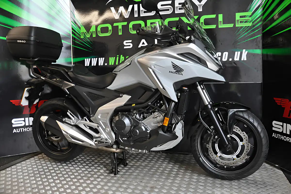 Used 2023 Honda NC750 X a Silver - Interior and Exterior details 15