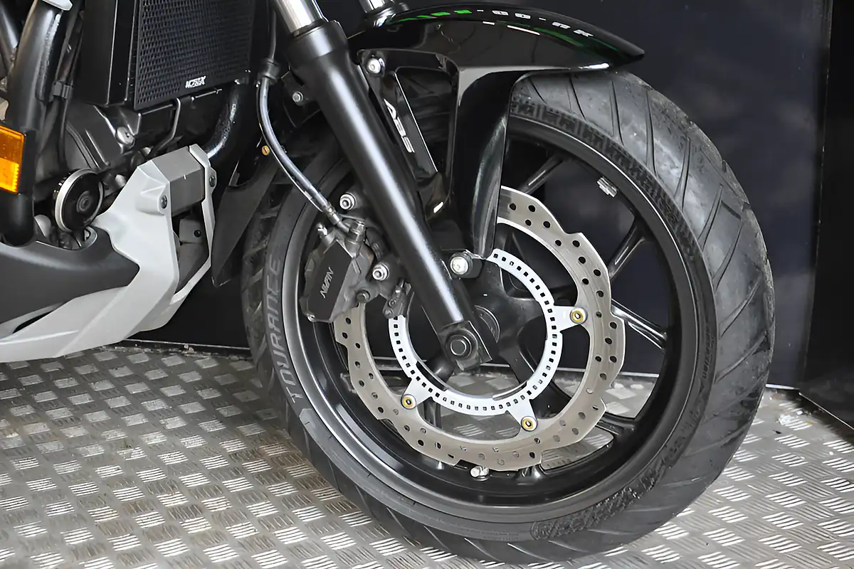 Used 2023 Honda NC750 X a Silver - Interior and Exterior details 17