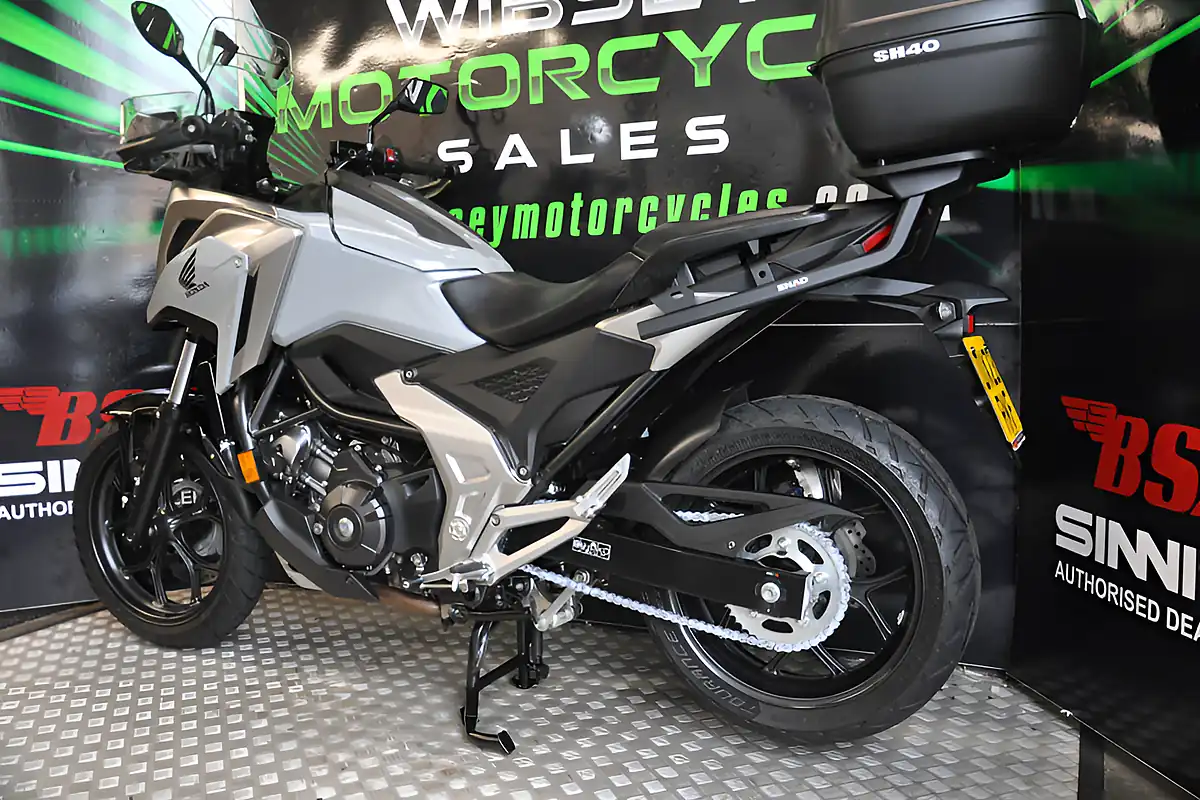 Used 2023 Honda NC750 X a Silver - Interior and Exterior details 6