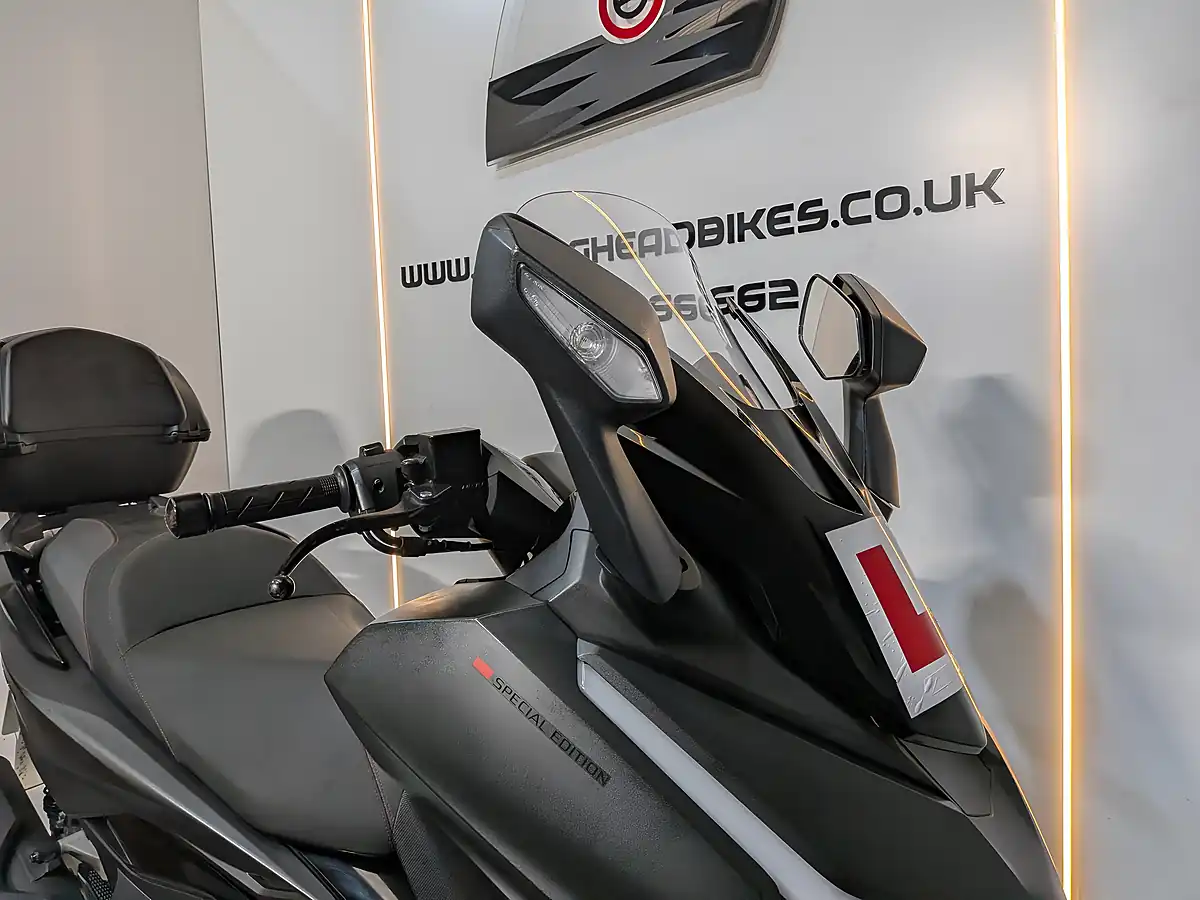 Used 2023 Honda NSS125 Forza Special Edition Grey - Interior and Exterior details 11
