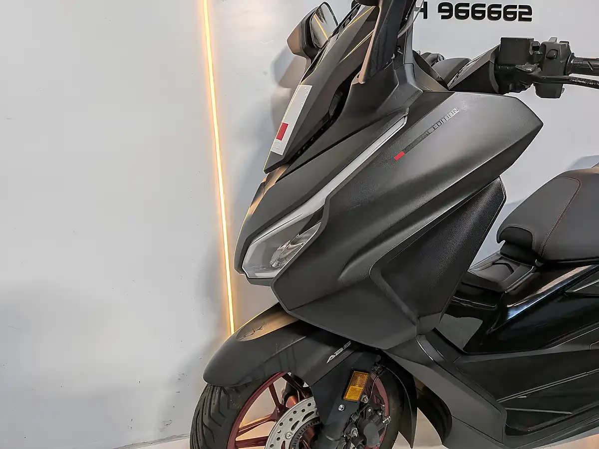 Used 2023 Honda NSS125 Forza Special Edition Grey - Interior and Exterior details 14