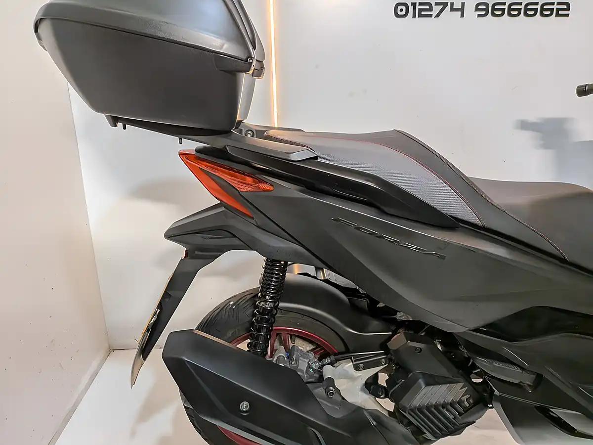 Used 2023 Honda NSS125 Forza Special Edition Grey - Interior and Exterior details 7