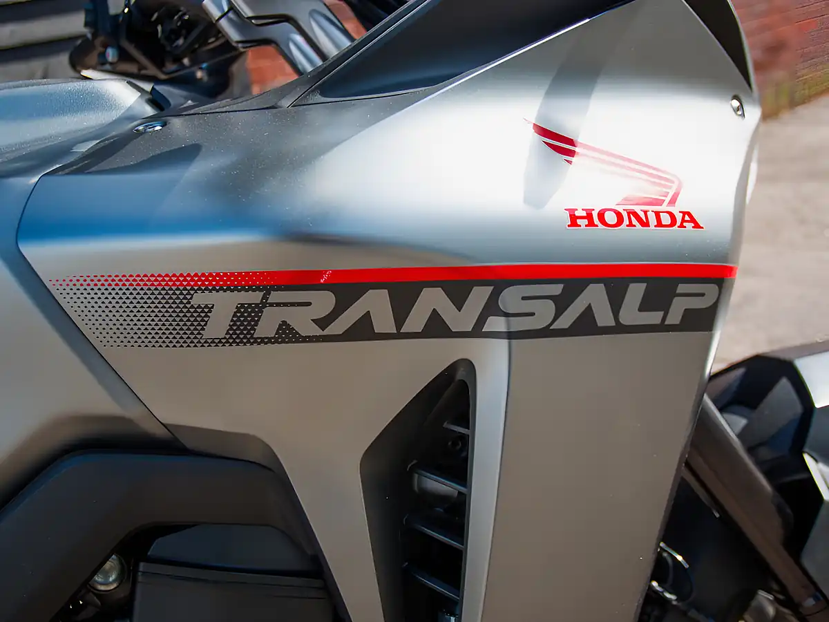 Used 2023 Honda Transalp Xl 750 P Grey - Interior and Exterior details 8