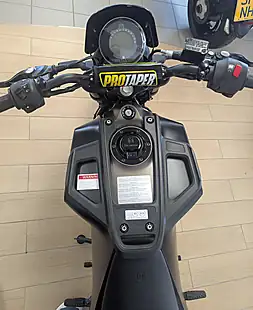 Used 2023 Husqvarna Svartpilen 401 Black - Interior and Exterior details 4