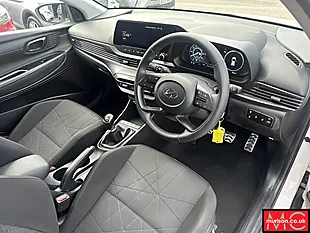 Used 2023 Hyundai Bayon Premium Atlas White - Interior and Exterior details 14