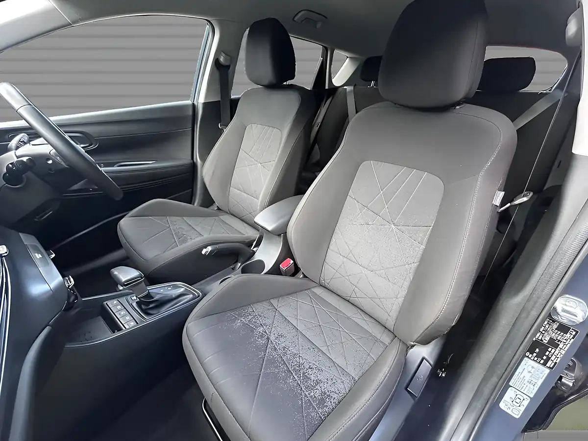 Used 2023 Hyundai Bayon Premium Aurora Grey - Interior and Exterior details 12
