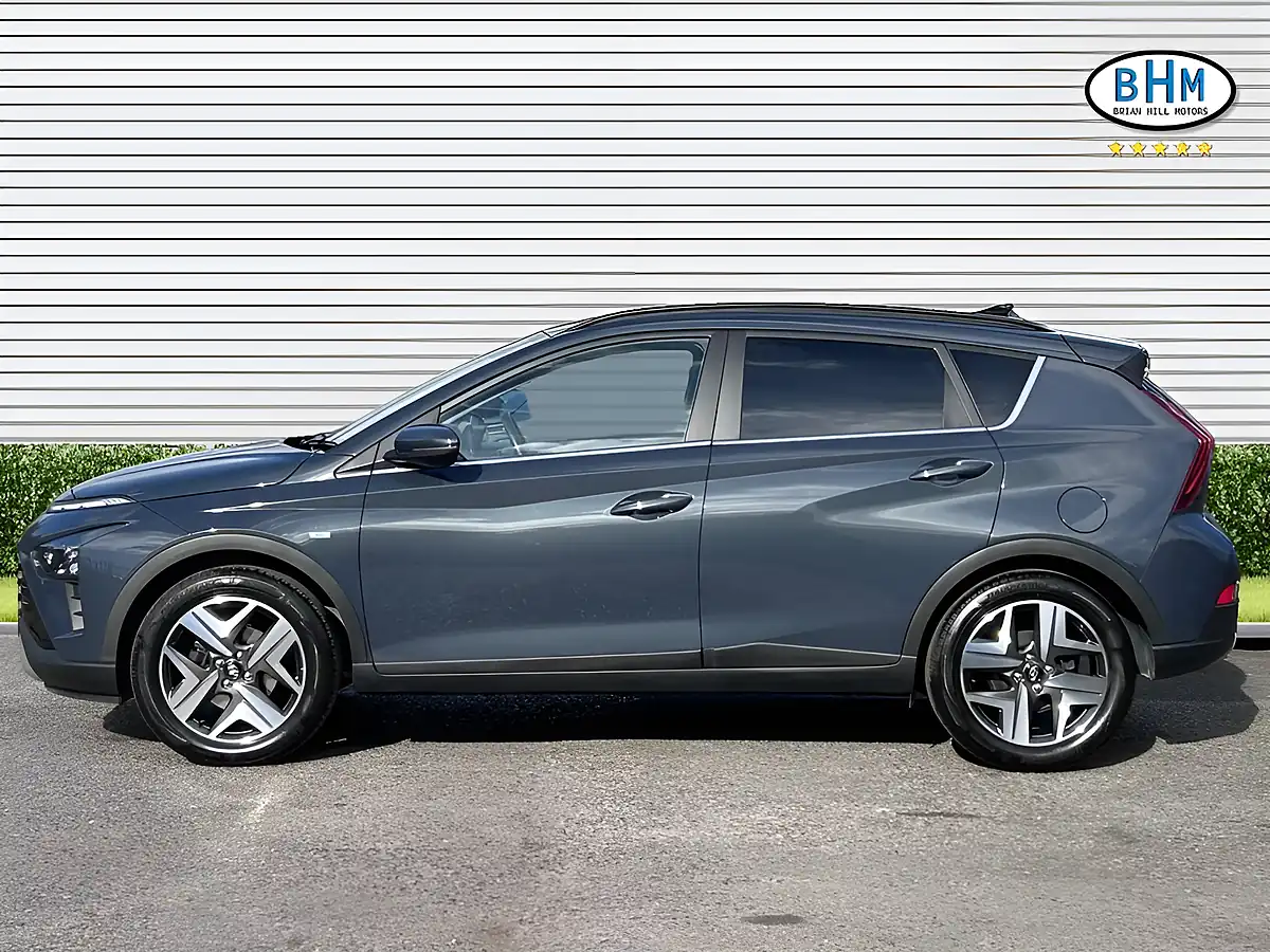 Used 2023 Hyundai Bayon Premium Aurora Grey - Interior and Exterior details 9