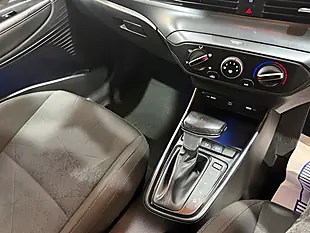 Used 2023 Hyundai Bayon Se Connect Bronze - Interior and Exterior details 15